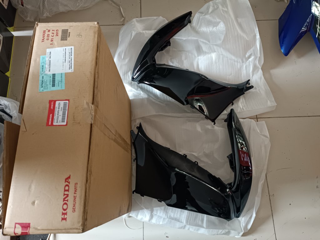 Honda Pcx 2011 - 2013 Far Grenaj Takımı Si̇yah Orji̇nal
