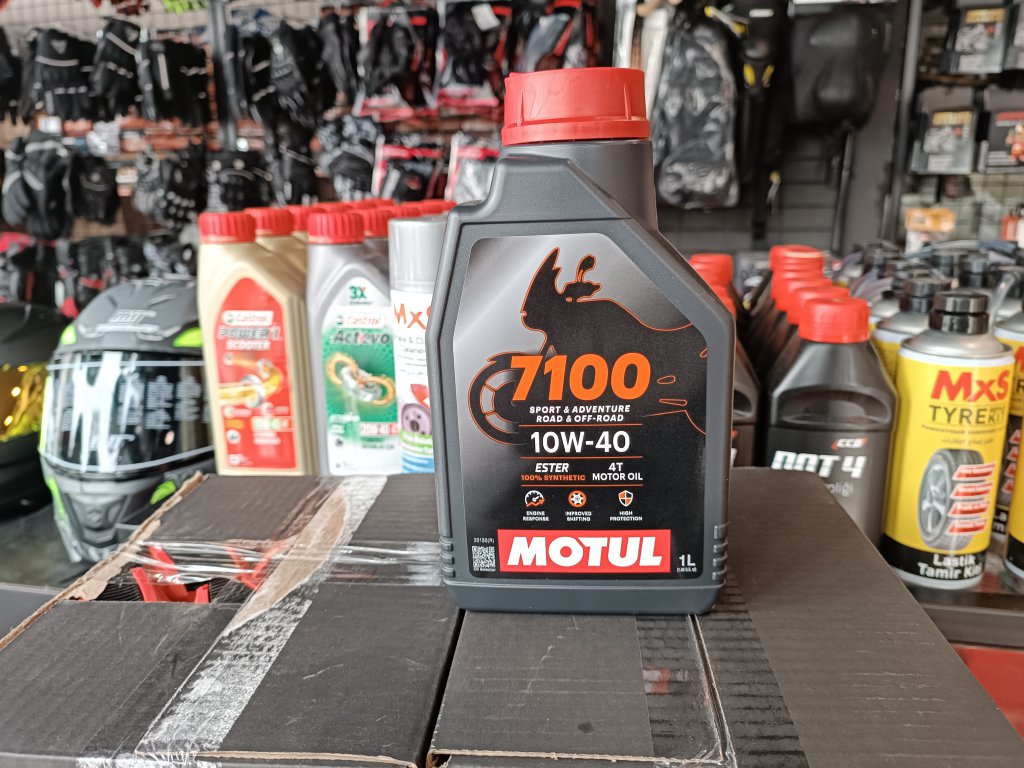 Motul 7100 10w40 4t